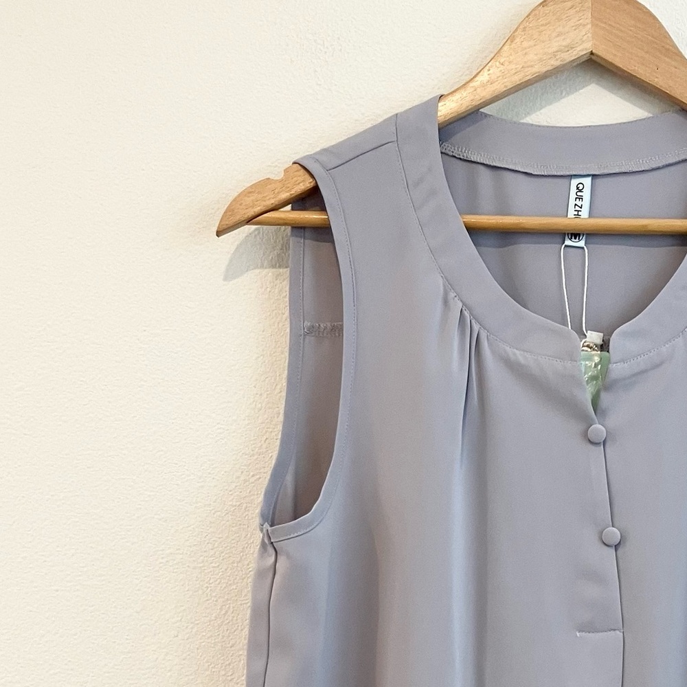 QUEZHU | Gray Sleeveless Relaxed Blouse